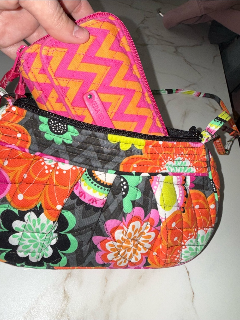 Vera Bradley Bundle Frannie Crossbody & Chevron Wallet Ziggy pattern